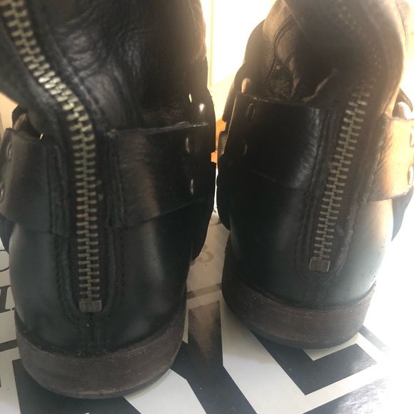 Frye Women’s Black Leather Phillip Harness Tall Boots Sz 7 - Picture 5 of 10